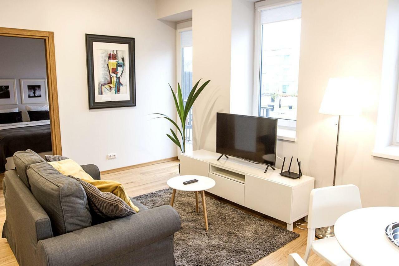 Modern 1Bd Apartment In Old Town By Hostlovers Kaunas Dış mekan fotoğraf